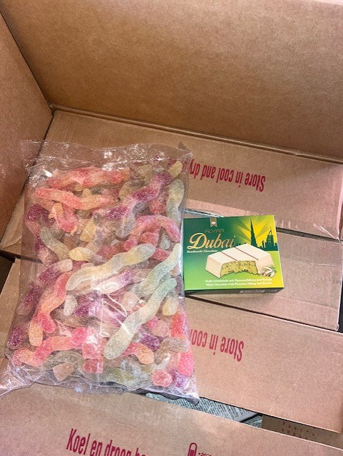 BUNDEL DEAL! Kilo snoep+Dubai reep!